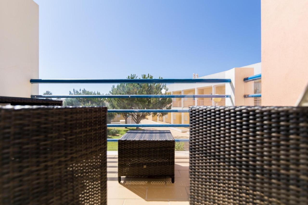 Albufeira Sunny Apartment 2 With Pool By Homing Gale  Buitenkant foto